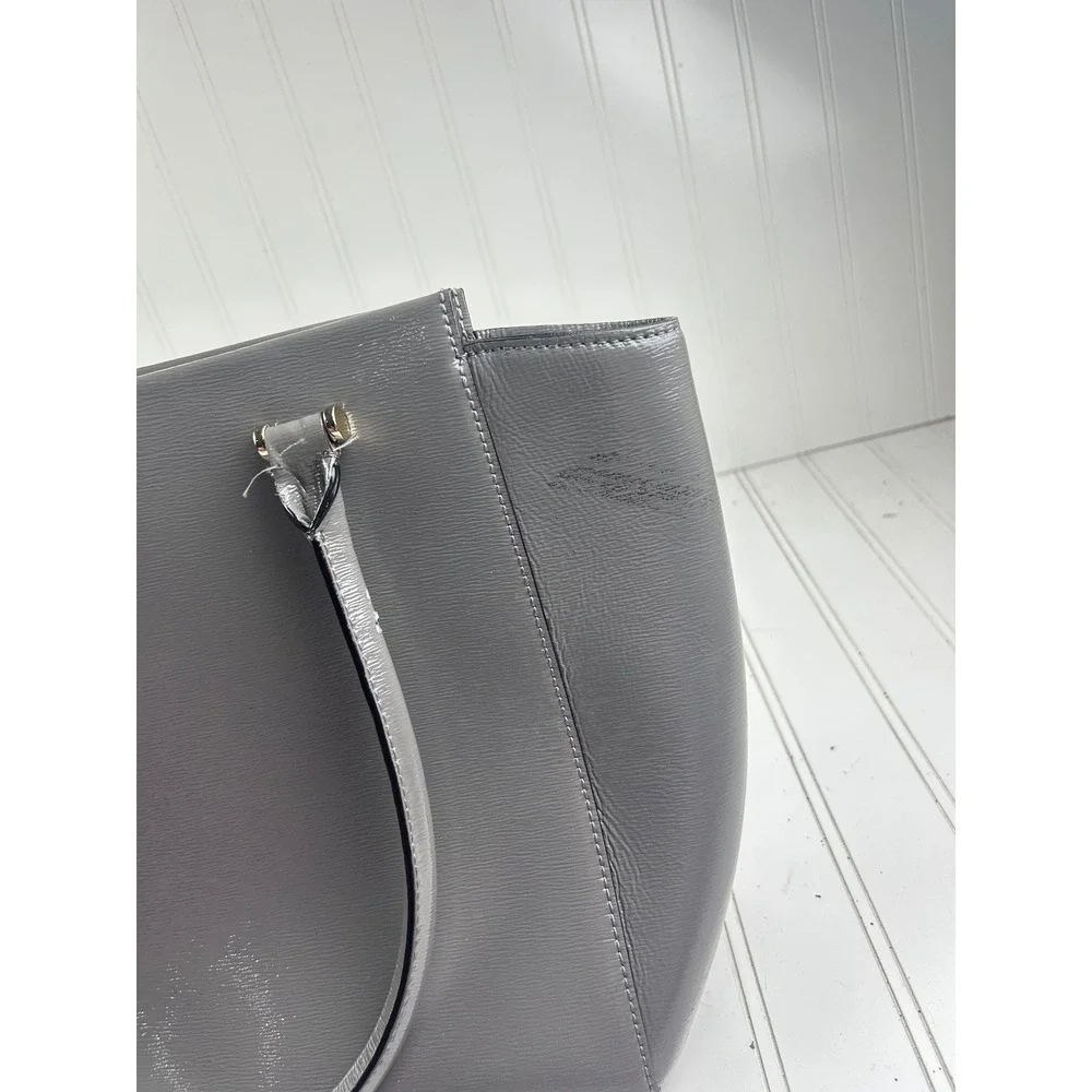 Kate Spade New York Hare Gray Camryn Bixby Place Leather Shoulder Bag $500